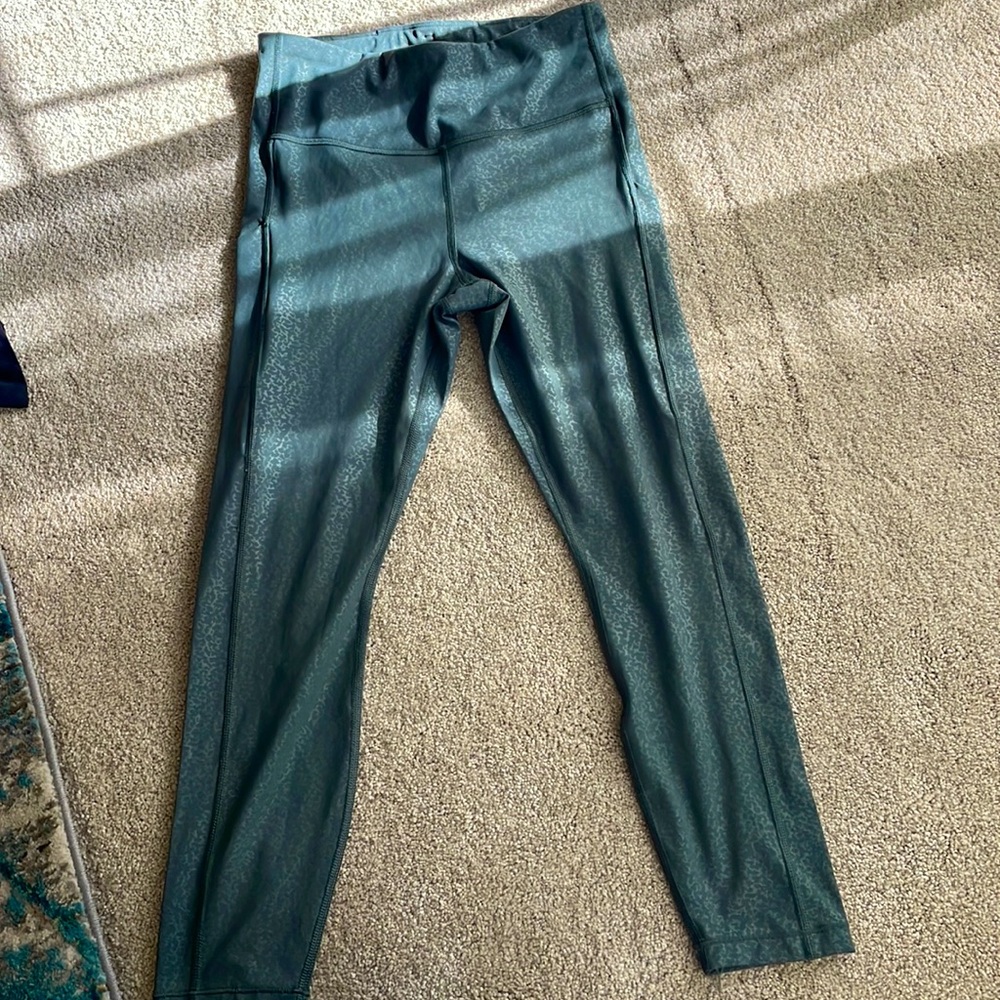 NWOT Athleta 7/8 Stash Leggings